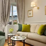 Royal Hotel 5*