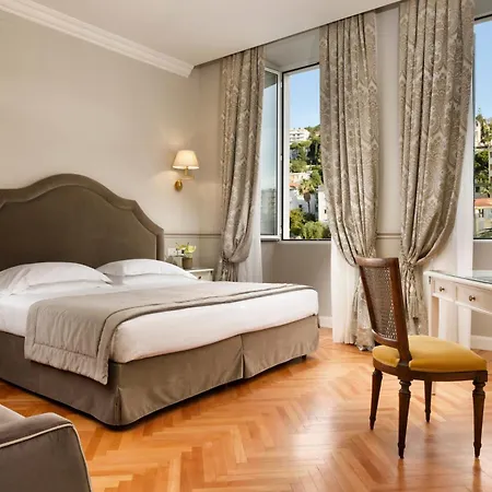 Ξενοδοχείο Royal 5*