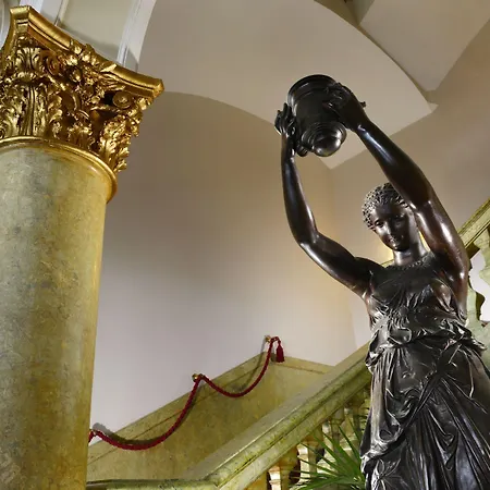 Отель Royal Санремо